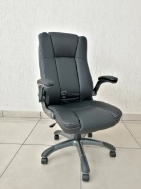 Кресло Barneo K-24 для руководителя (черная экокожа) в Нягани - nyagan.ok-mebel.com | фото