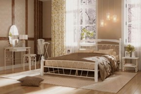 Кровать "Муза 1" КМД10  БЕЛАЯ (1600*2000) (ножки-белые) с коваными изделиями в Нягани - nyagan.ok-mebel.com | фото