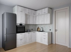 Кухонный гарнитур угловой Пайн 2200*1700 (Стол. 38мм) в Нягани - nyagan.ok-mebel.com | фото
